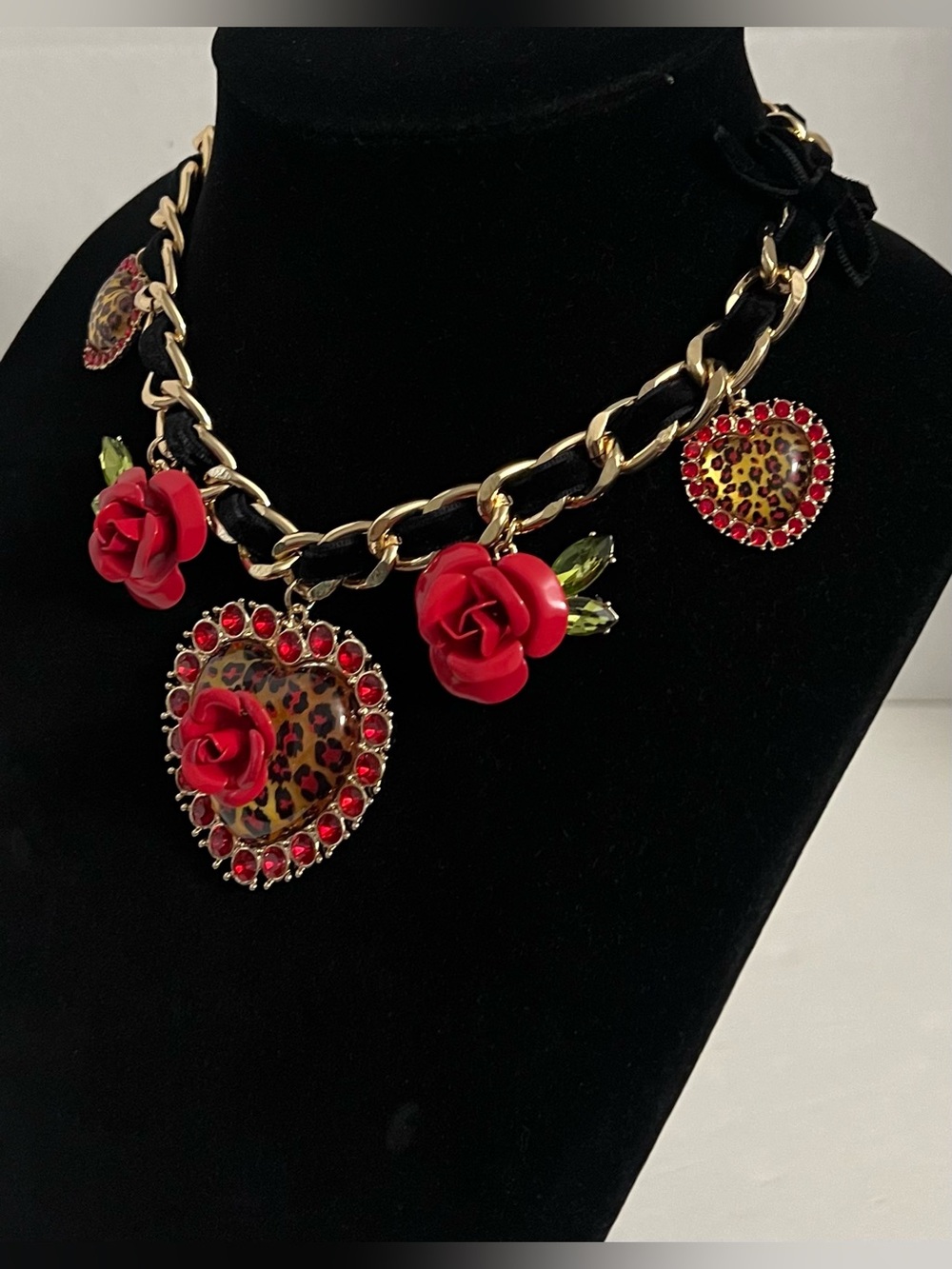 Betsey Johnson Gold-Tone Chain Necklace with Red Roses and Leopard Heart - Picture 12 of 16